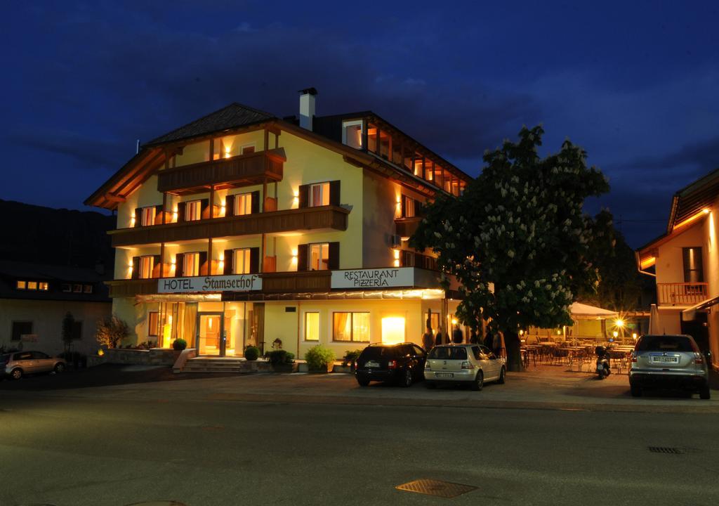 Hotel Stamserhof Andrian Exteriör bild