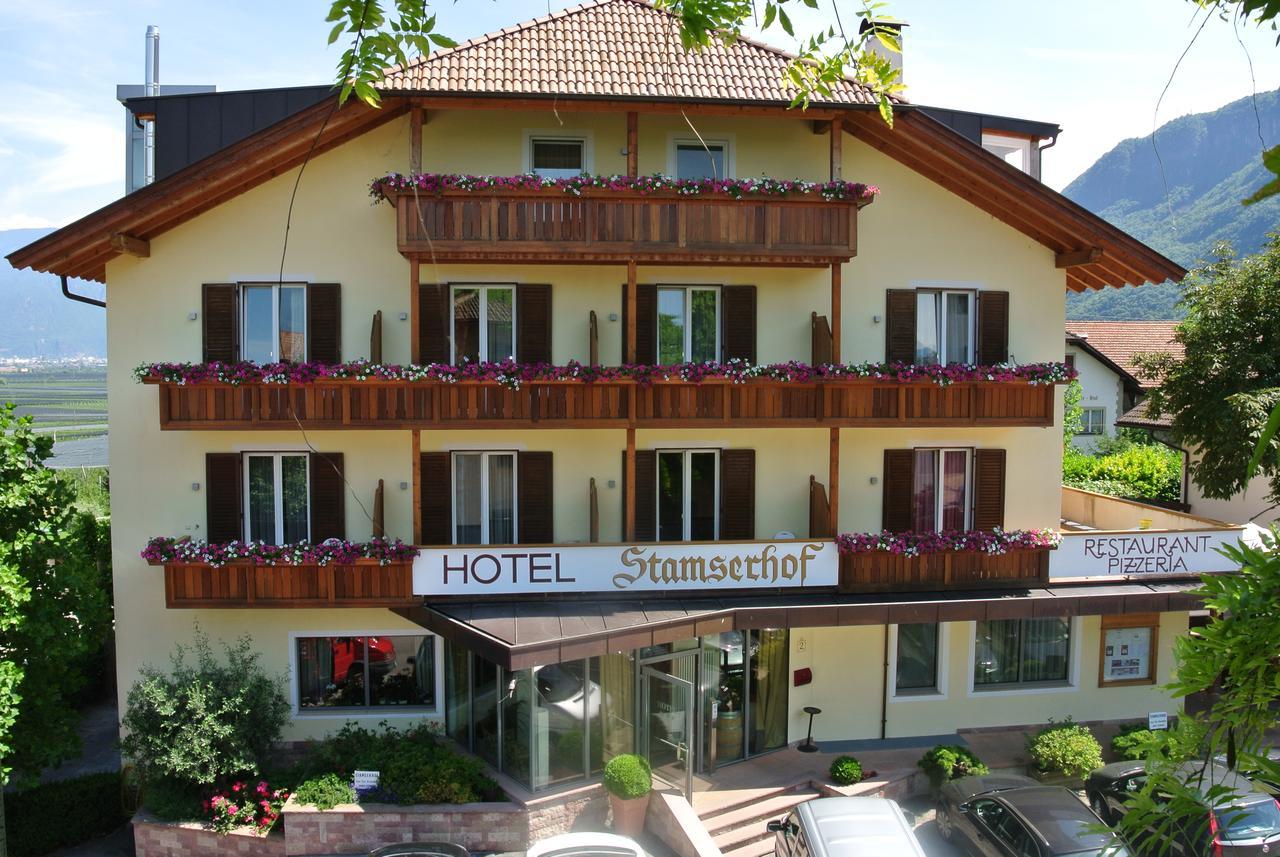 Hotel Stamserhof Andrian Exteriör bild